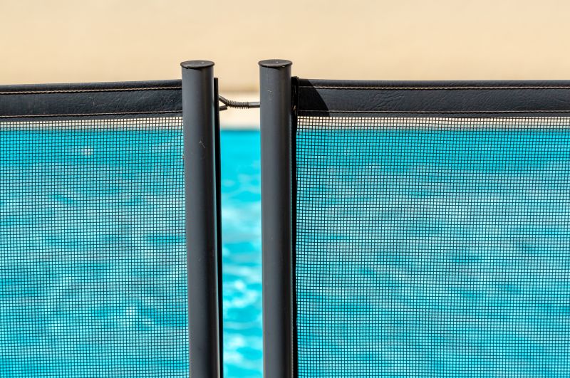 Removable Pool Fence Service detail